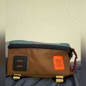 NWOT Topo Designs Hip Pack - Forest / Cocoa